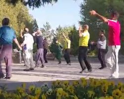 اجرای ورزش صبحگاهی توسط گروه ورزشی نماد تمدن هیئت ورزش‌های همگانی شهرستان همدان