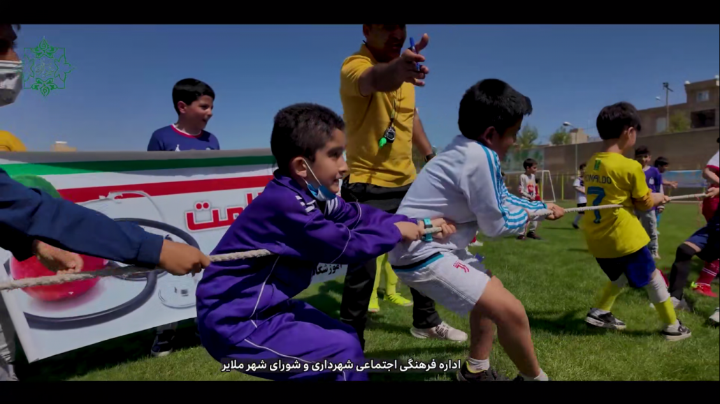 برگزاری مسابقات دو میدانی و طناب کشی دانش آموزی در ملایر