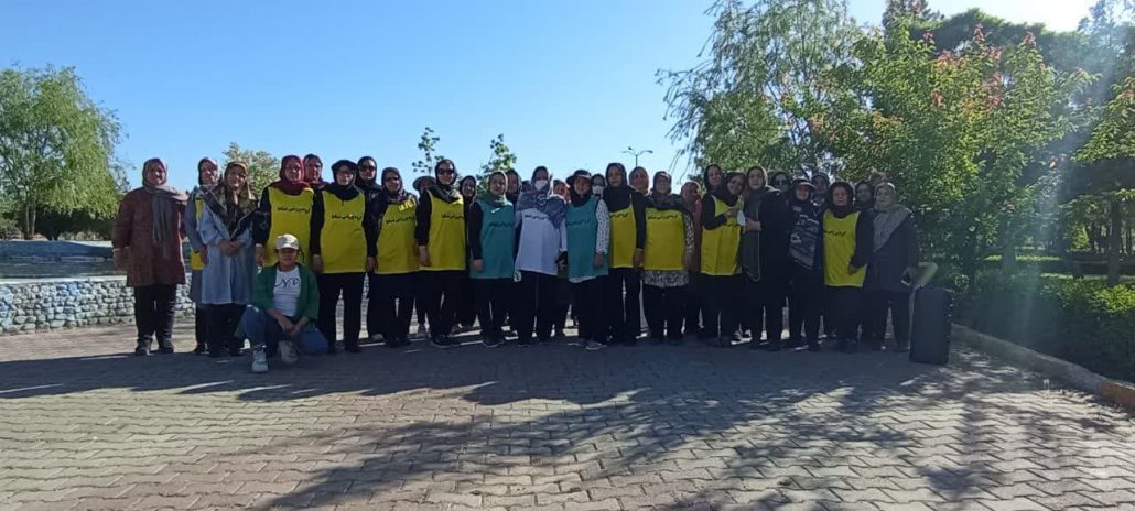برگزاری ورزش روزانه در طبیعت توسط بانوان گروه ورزشی نشاط هیئت ورزش‌های همگانی شهرستان درگزین، به مناسبت فتح خرمشهر و روز مقاومت ایثار و پیروزی