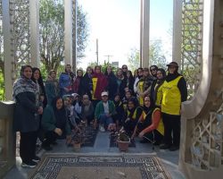 برگزاری مراسم غبار روبی مزار شهداء گمنام با حضور بانوان ورزشکار گروه ورزشی نشاط هیئت ورزش‌های همگانی شهرستان درگزین