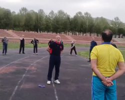اجرای ورزش صبحگاهی هیئت ورزشهای همگانی نهاوند در استادیوم علیمرادیان