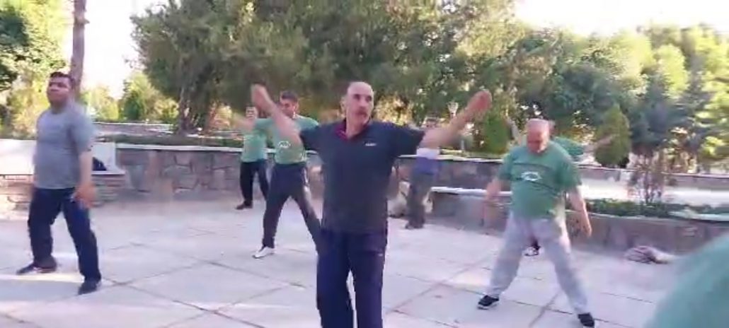 ورزش صبحگاهی توسط گروه ورزشی نماد تمدن هیئت ورزش‌های همگانی شهرستان همدان