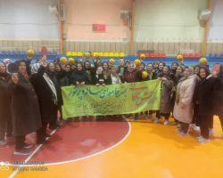 برنامه سالن تختی بمناسبت دهه فجر توسط ورزشکاران هیئت ورزش‌های همگانی شهرستان همدان