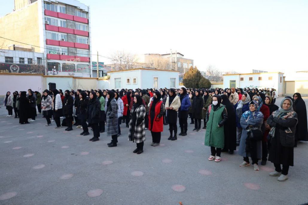 برگزاری همایش ورزش صبحگاهی ویژه بانوان و دختران دانش آموز در شهرستان اسدآباد