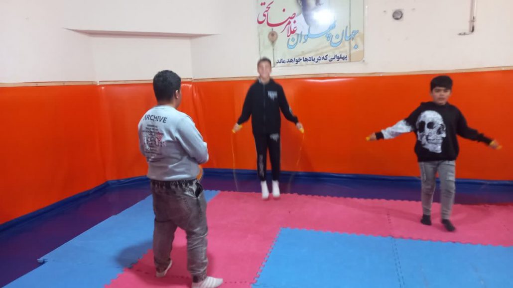 برگزاری مسابقه طناب‌زنی بین ۴۰ نفر از نوجوانان شهر جورقان به مناسبت دهه مبارک فجر به همت هیئت ورزش‌های همگانی جورقان