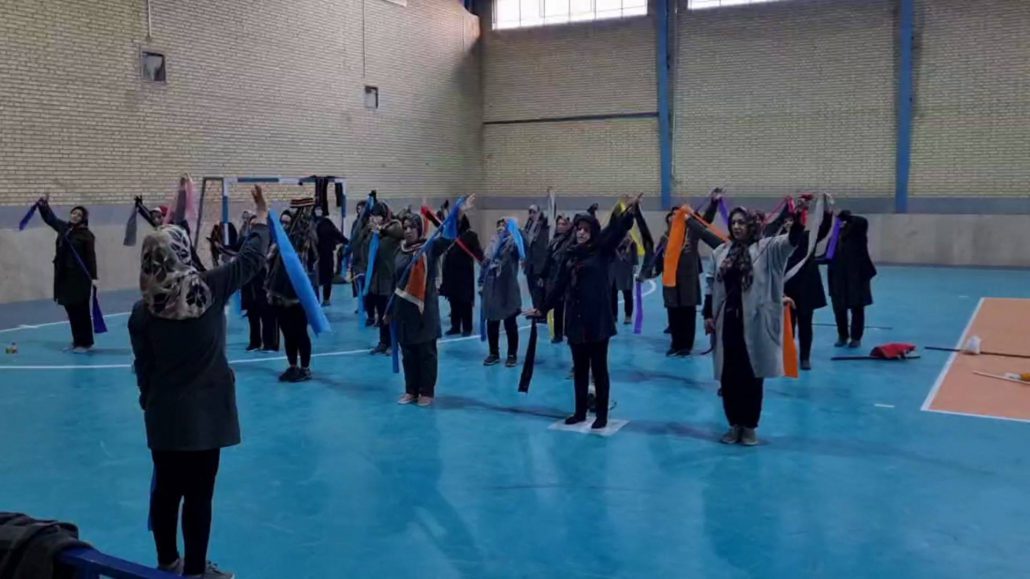 همایش ورزش صبحگاهی بانوان به مناسبت دهه مبارک فجر در سالن نه دی لالجین