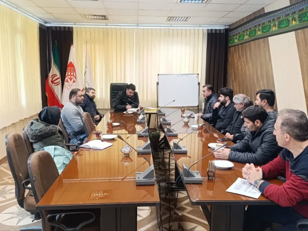 برگزاری جلسه مشترک هیئت ورزش‌های همگانی شهرستان همدان و معاونت ورزش سپاه ناحیه و معاونت ورزش شهرداری در جهت تعامل و هماهنگی بیشتر برای برگزاری مراسمات و همایش‌ها و ارتقاء ورزش همگانی در سطح محلات شهر همدان