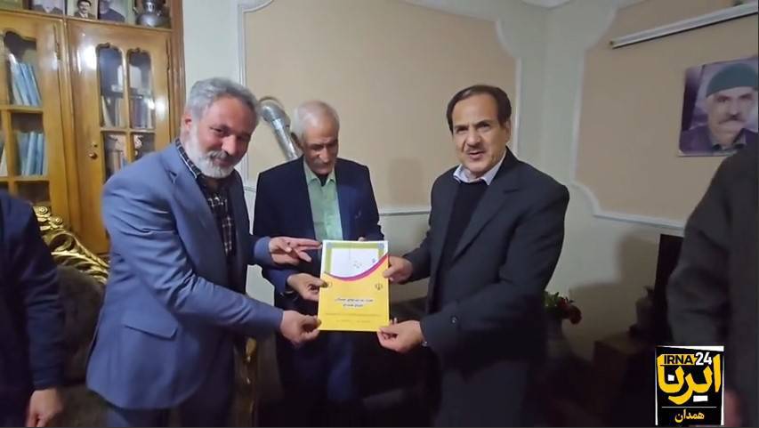 مراسم تجلیل از آقای سیدحسن حسینی رکوردار مدال های قهرمانی دو و میدانی پیشکسوتان در رویدادهای ملی و فراملی