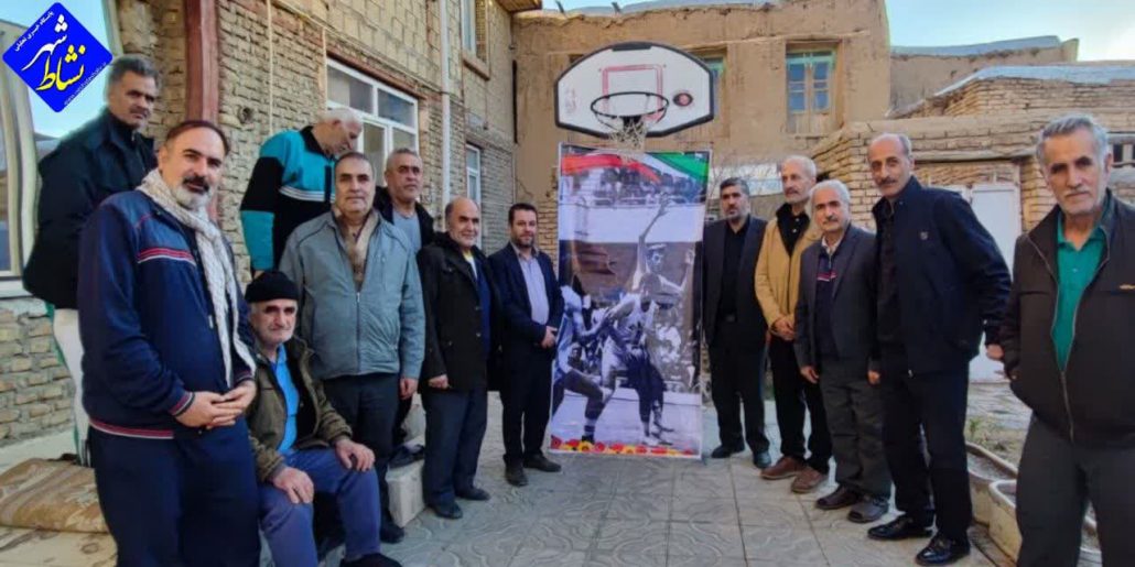 دیدار صمیمانه جمعی از پیشکسوتان نامی ورزش صبحگاهی و بسکتبال شهرستان بهار با رئیس اداره ورزش و جوانان و ریاست آموزش و پرورش بهار در ایام سوگواری حضرت فاطمه(س) در ابتکاری ورزشی