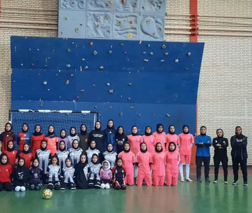 برگزاری بازی‌های دوستانه بانوان بین تیم‌های فوتسال مریانج، بهار و صالح‌آباد به همت هیئت ورزش‌های همگانی شهرستان بهار