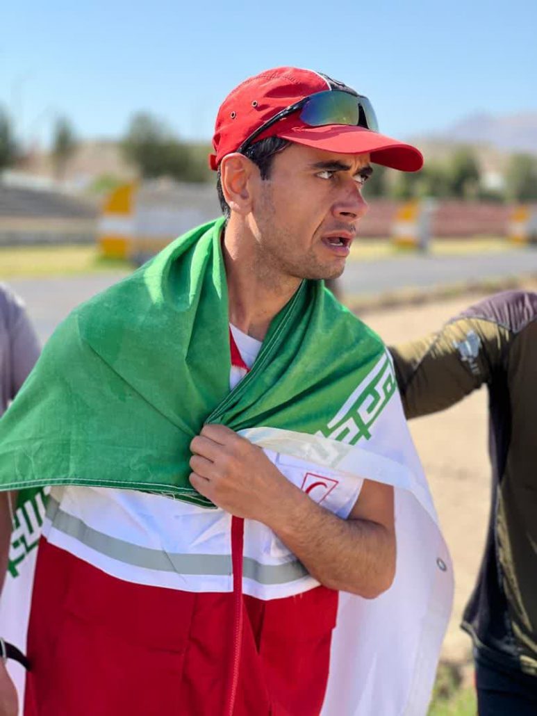 ثبت رکورد ۱۰۰ مایل ۱۶۱ کیلومتر دویدن مداوم توسط آقای محسن سیف