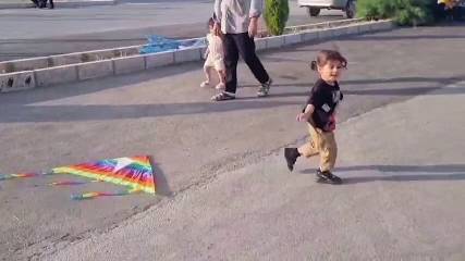 برگزاری جشنواره بادبادک‌ها به مناسبت دهه امامت به همت هیئت ورزشهای همگانی شهر جهانی لالجین