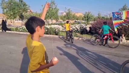 برگزاری جشنواره بادبادک‌ها به مناسبت دهه امامت به همت هیئت ورزشهای همگانی شهر جهانی لالجین
